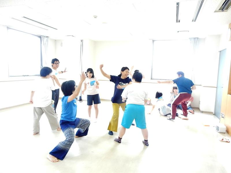 からだではなそう~表現活動へのお誘い~ からだではなそう~表現活動へのお誘い~
