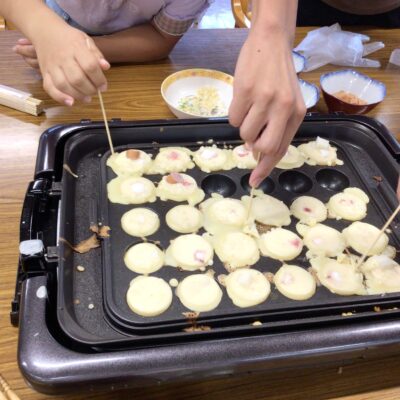 みんなでたこ焼きを作りました